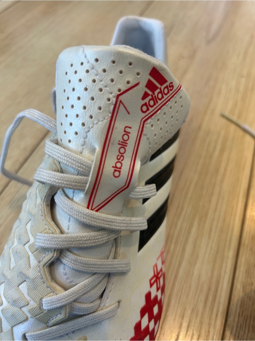 Adidas Absolion Soccer Cleats – Men’s Size 8.5 – White & Red – Brand New - Picture 8 of 8